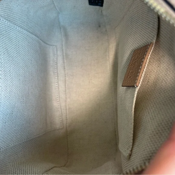 *SOLD* Gucci Soho Disco Bag Camelia - Picture 6 of 16